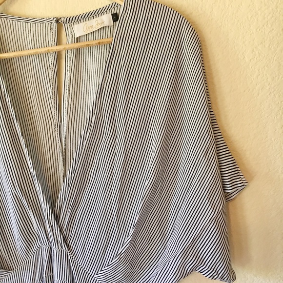 NEW Ava Sky Striped Lehua Jumpsuit L - Picture 3 of 5